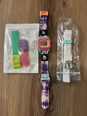 Freestyle kids Watch Purple pink teal  & extra bands